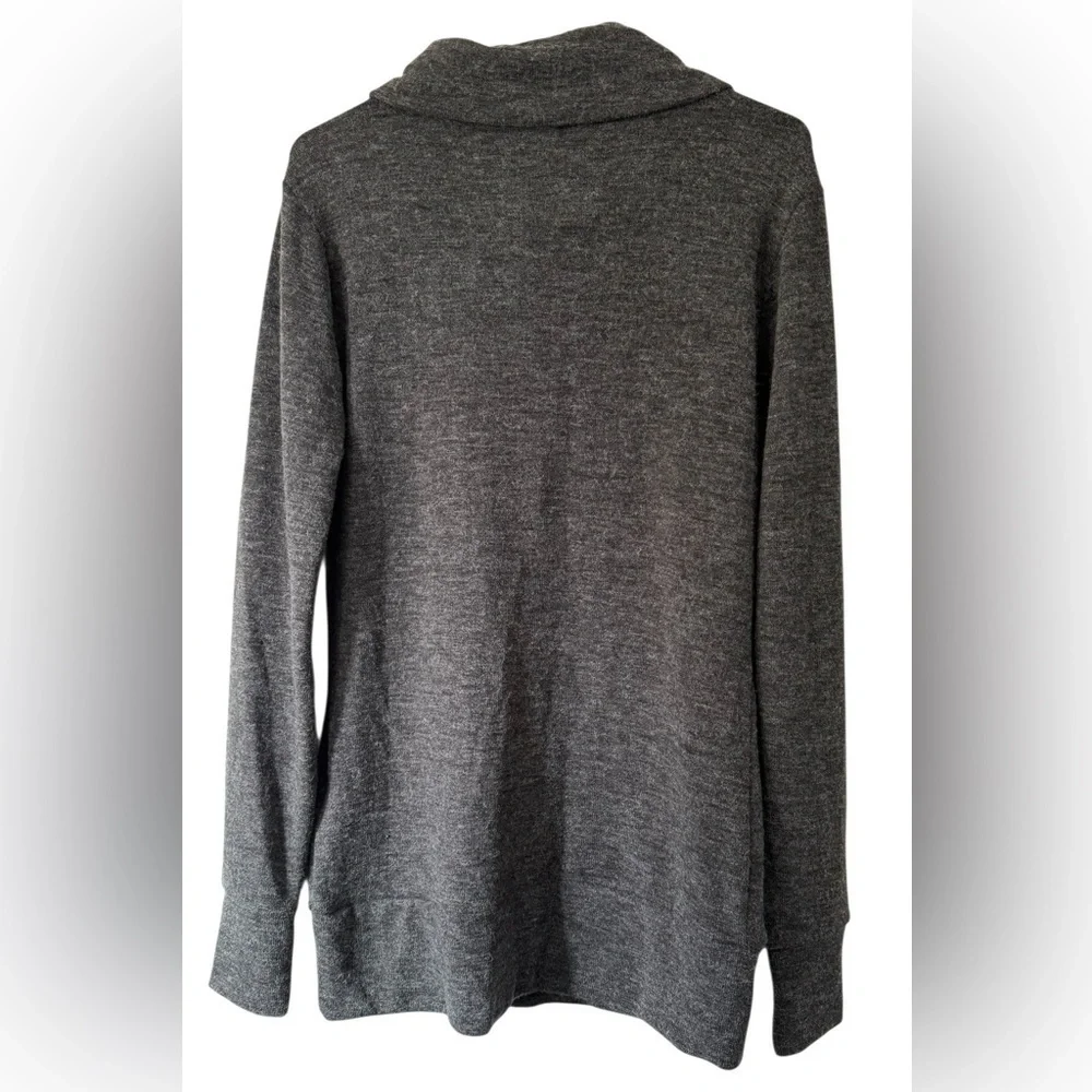 Kavu Women’s Long Cowl Neck Sweater Size Large Excellent Condition!